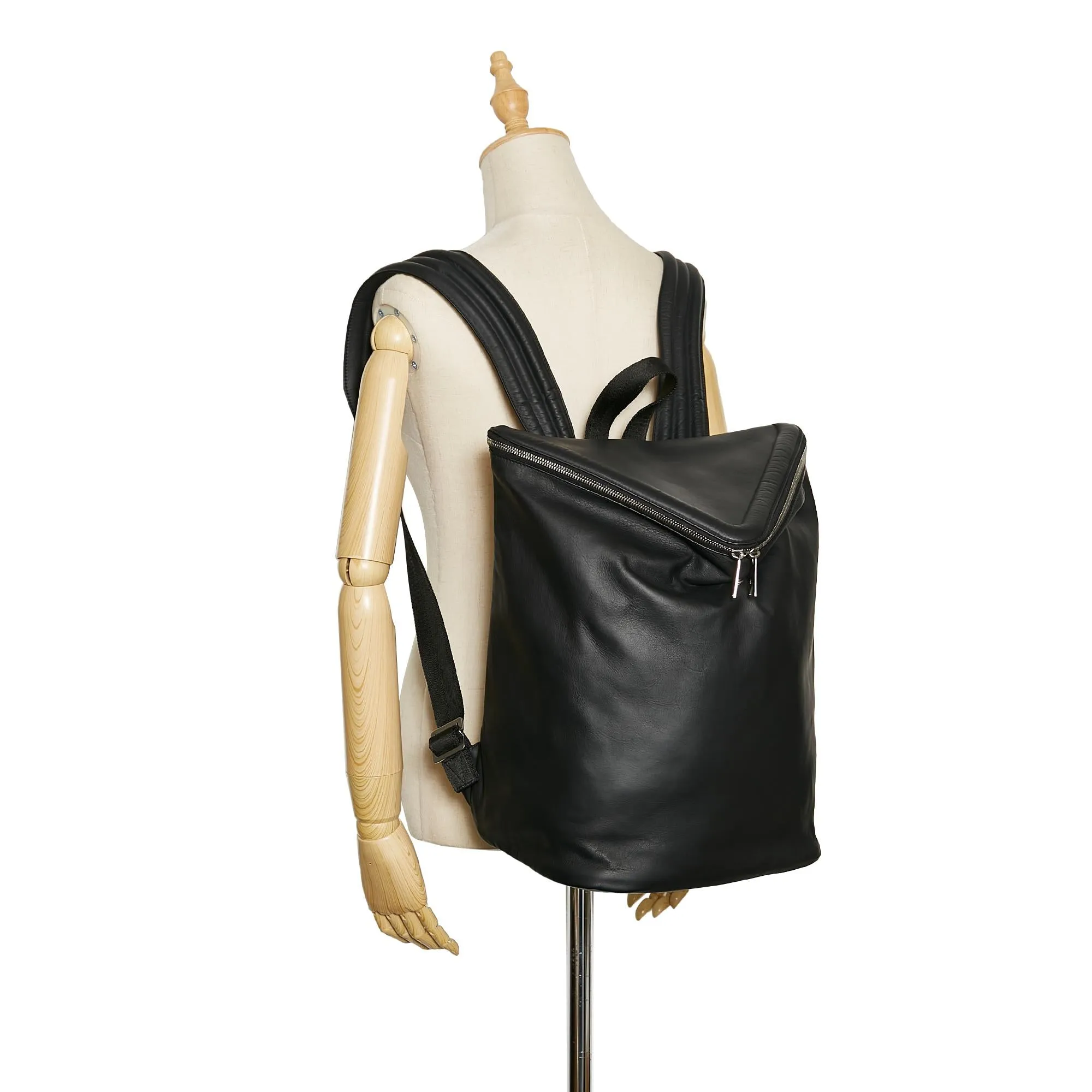 Bottega Veneta Beak Backpack (SHG-mbLmBG)