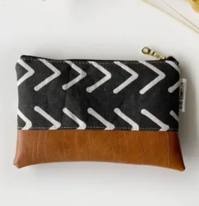 Change Purse | B&W Arrow