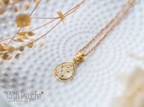 Dried white flowers and gold flakes resin teardrop pendant necklace