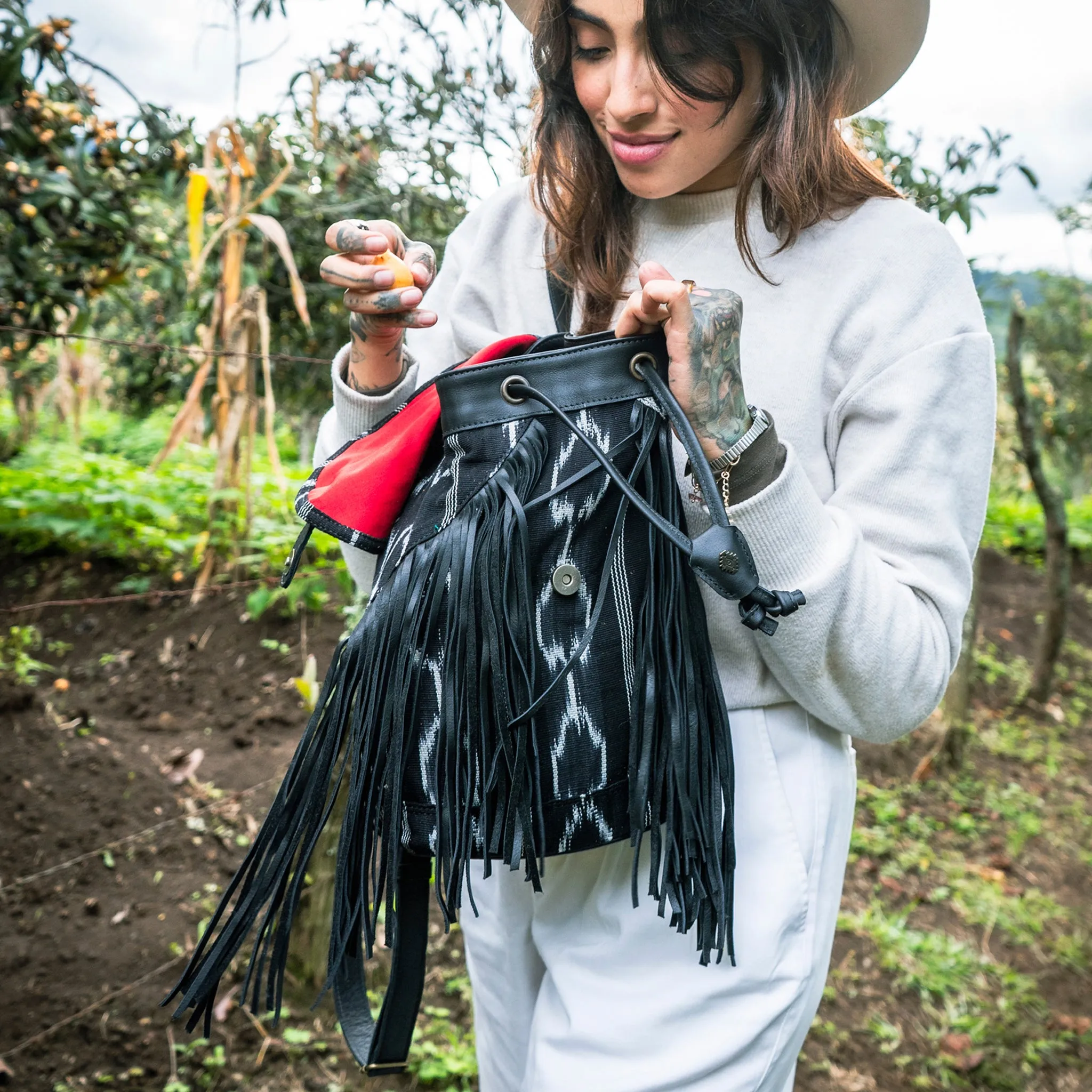 FRINGE BACKPACK - RAVEN - BLACK