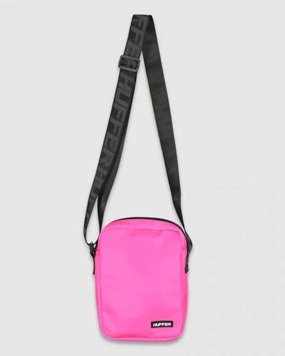 Huffer HFR Festival Bag Fluro pink