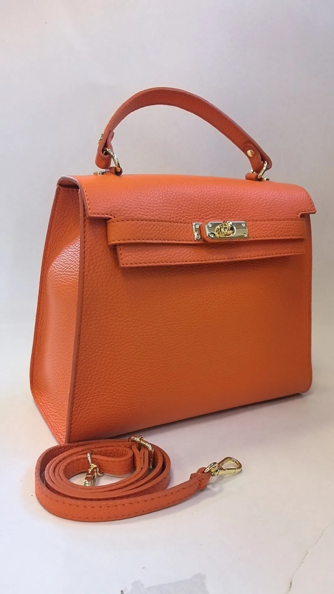 LEATHER SATCHEL HANDBAG