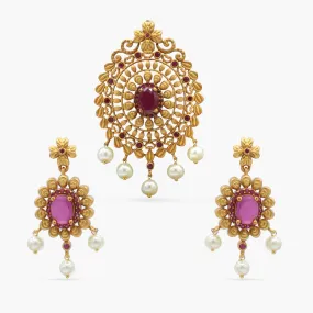 Maalavi Antique Pendant Set